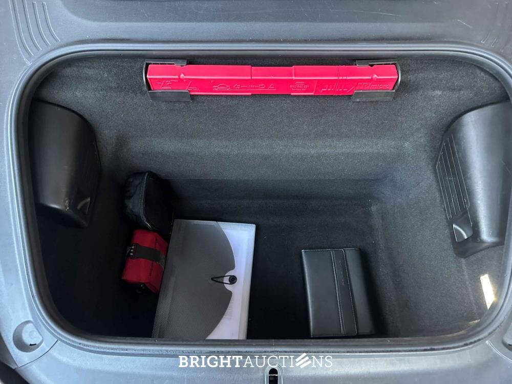 Porsche 911 Carrera 4 3.4 991 349pk 2015, G-943-PS