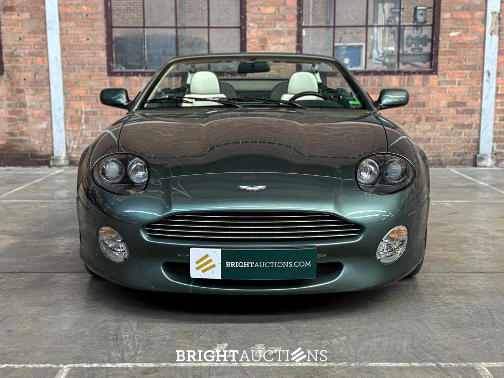 Aston Martin DB7 Volante 5.9 V12 Vantage Touchtronic 420pk 2002 (Origineel-NL), 40-JB-ZG Youngtimer