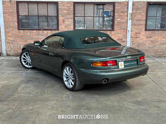 Aston Martin DB7 Volante 5.9 V12 Vantage Touchtronic 420pk 2002 (Origineel-NL), 40-JB-ZG Youngtimer