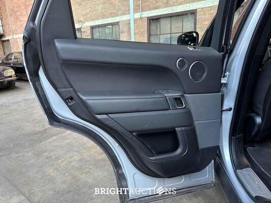 Land Rover Range Rover Sport P400e HSE Dynamic Stealth 404pk 2020 (Origineel-NL) Plug-In Hybrid, J-656-LL