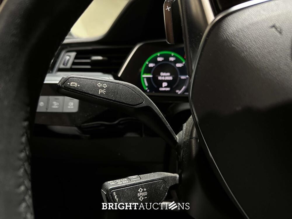 Audi e-tron Sportback 50 Quattro edition 71 kWh 313pk 2020 (Origineel-NL) K-690-KJ