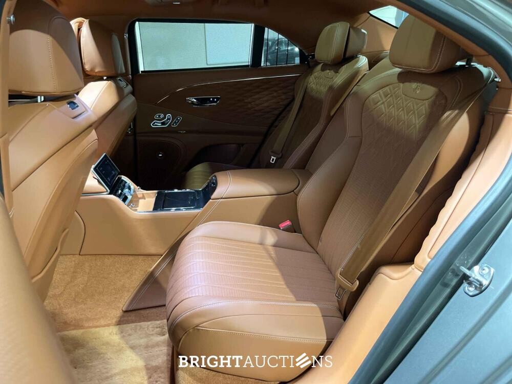 Bentley Flying Spur 4.0 V8 549pk 2021 (Origineel-NL & 2e Eigenaar), K-031-JX