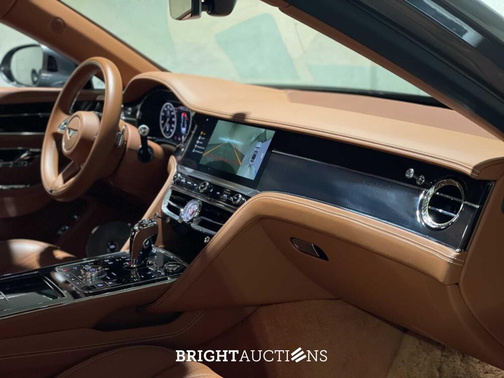 Bentley Flying Spur 4.0 V8 549pk 2021 (Origineel-NL & 2e Eigenaar), K-031-JX