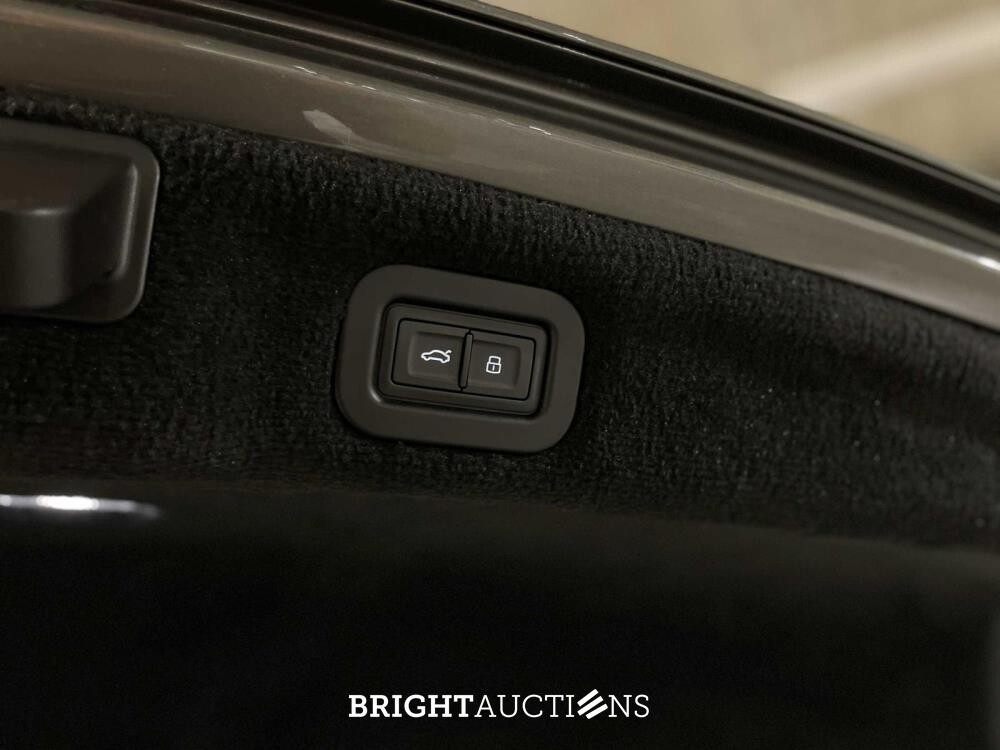 Bentley Flying Spur 4.0 V8 549pk 2021 (Origineel-NL & 2e Eigenaar), K-031-JX