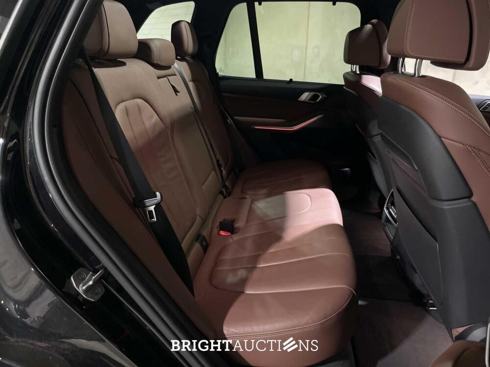 BMW X5 M50d High Executive 400pk 2019 (Origineel-NL + 2e Eigenaar), G-758-LF