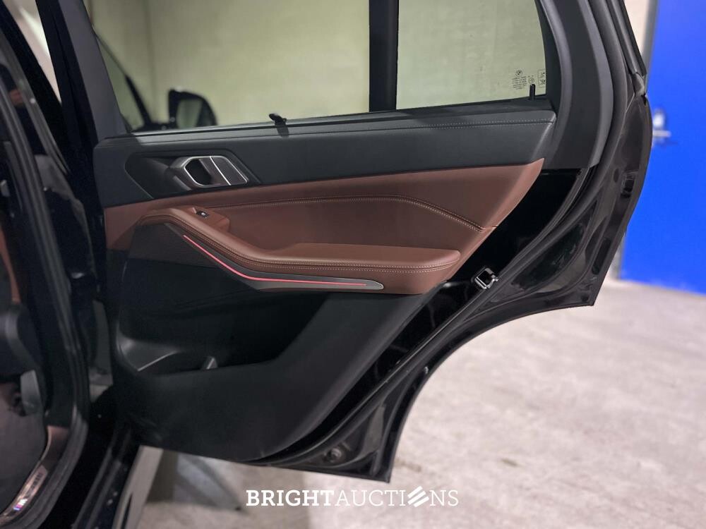 BMW X5 M50d High Executive 400pk 2019 (Origineel-NL + 2e Eigenaar), G-758-LF