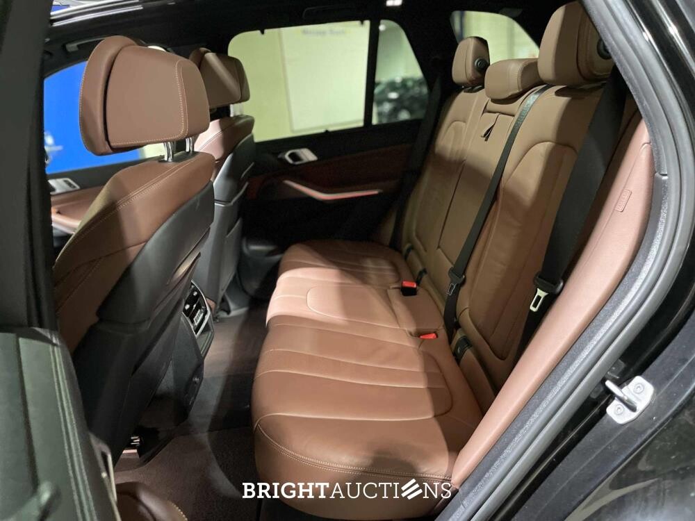 BMW X5 M50d High Executive 400pk 2019 (Origineel-NL + 2e Eigenaar), G-758-LF