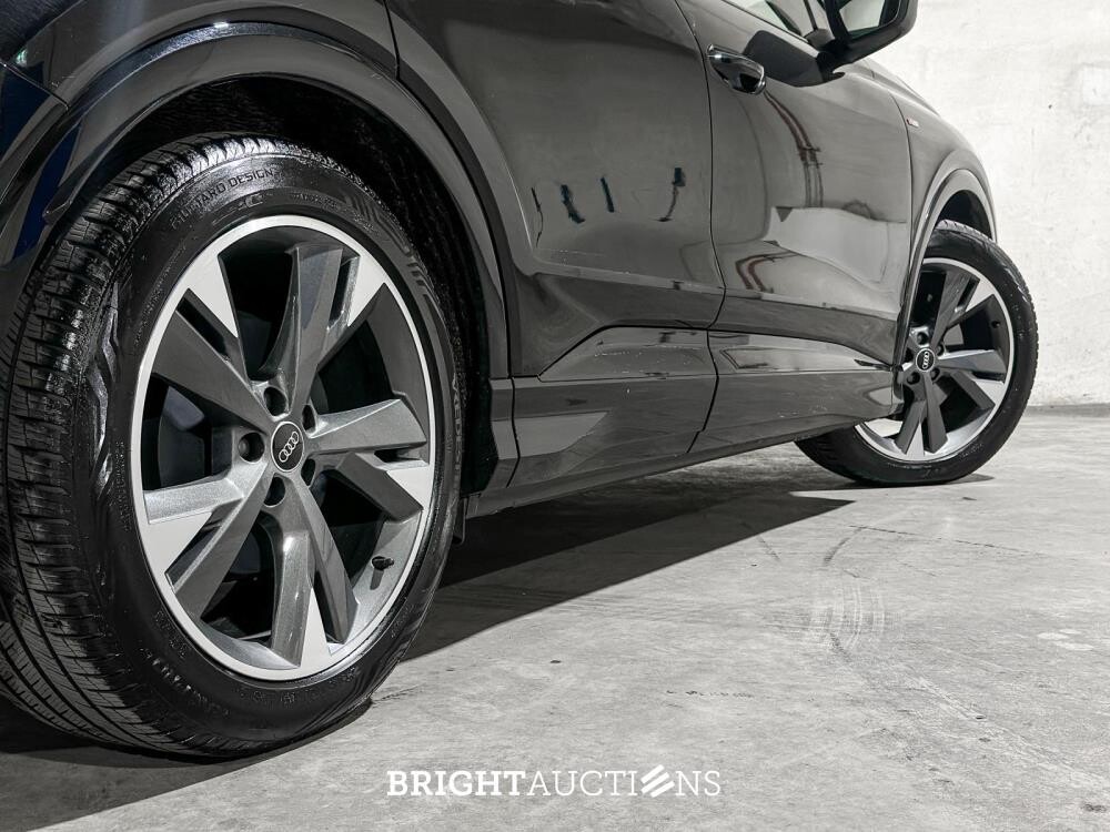 Audi Q4 Sportback e-tron 40 Launch edition S Competition 77 kWh 204hp 2021 (Original-NL), N-622-TH
