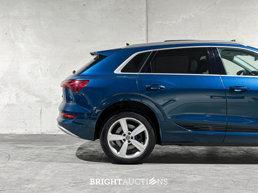 Audi e-tron 50 Quattro Launch Edition Plus 71 kWh 313pk 2019 (Origineel-NL + 1e Eigenaar), G-212-ZL