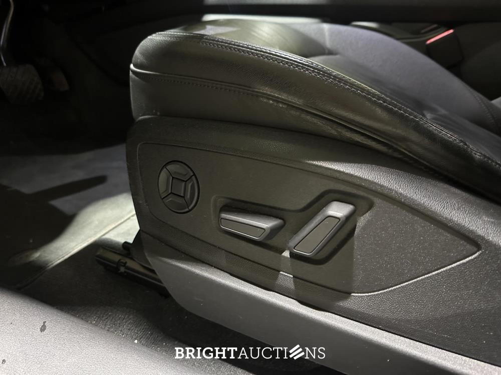 Audi e-tron 50 Quattro Launch Edition Plus 71 kWh 313pk 2019 (Origineel-NL + 1e Eigenaar), G-212-ZL