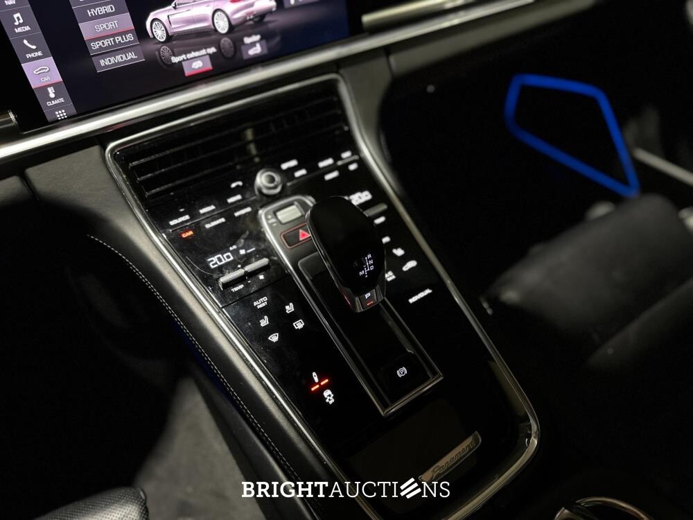 Porsche Panamera 4 E-Hybrid (Sport-Chrono) 2.9 V6 462hp 2019, J-406-NS