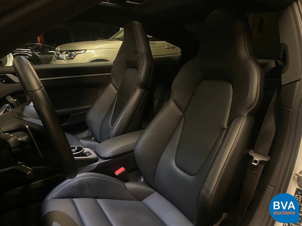 Porsche 911 992 Carrera 4S 3.0 450PS 2021 NW-Modell -GARANTIE-.