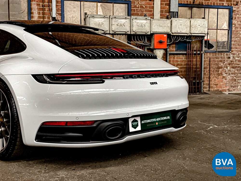 Porsche 911 992 Carrera 4S 3.0 450PS 2021 NW-Modell -GARANTIE-.