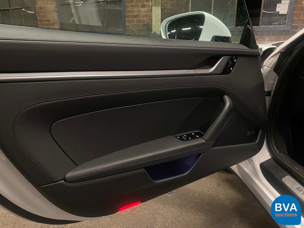 Porsche 911 992 Carrera 4S 3.0 450PS 2021 NW-Modell -GARANTIE-.