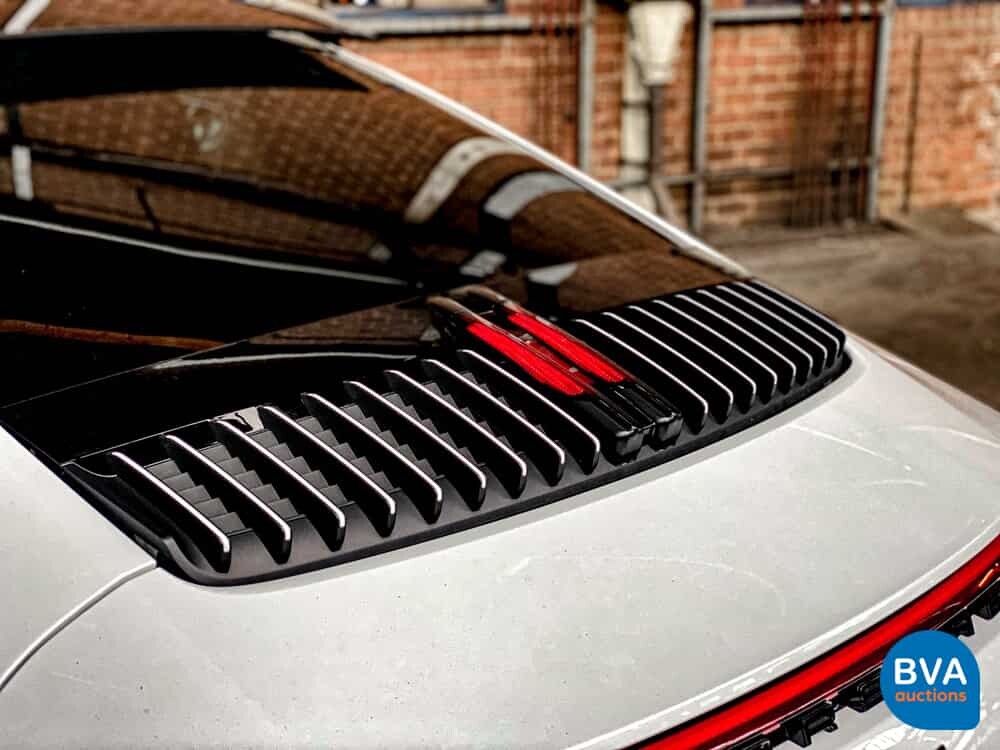 Porsche 911 992 Carrera 4S 3.0 450PS 2021 NW-Modell -GARANTIE-.