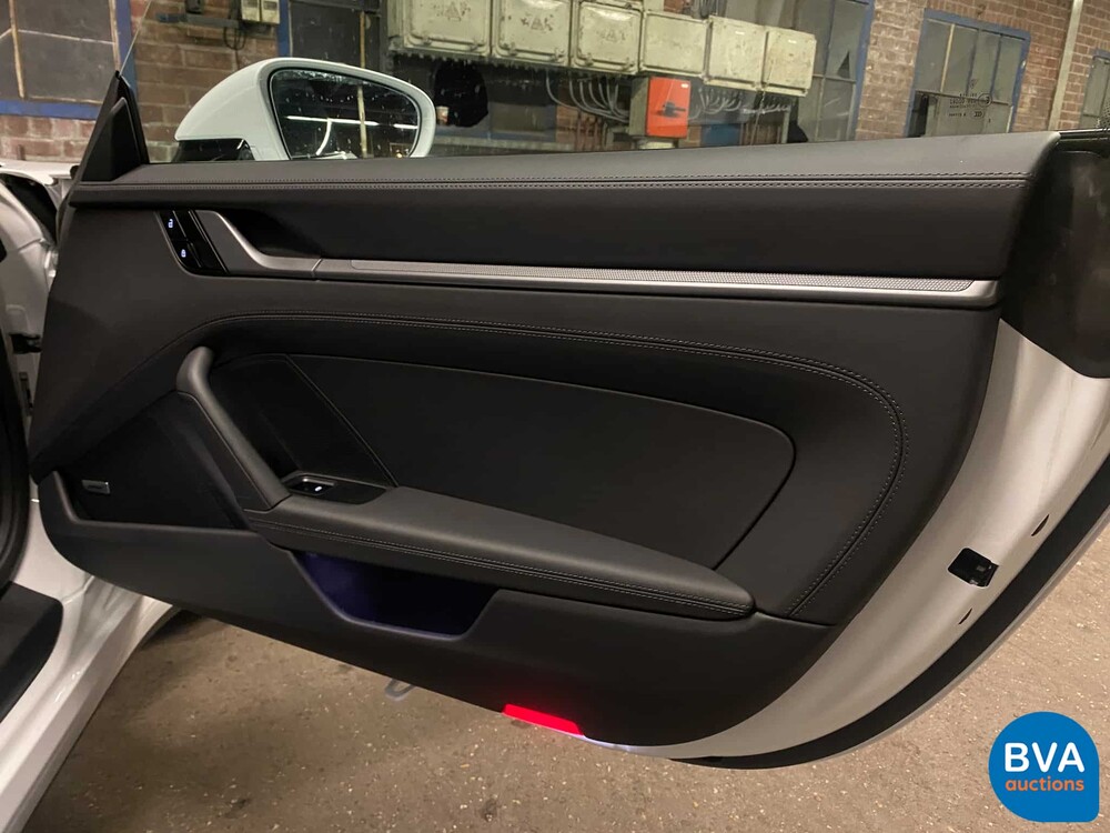 Porsche 911 992 Carrera 4S 3.0 450PS 2021 NW-Modell -GARANTIE-.