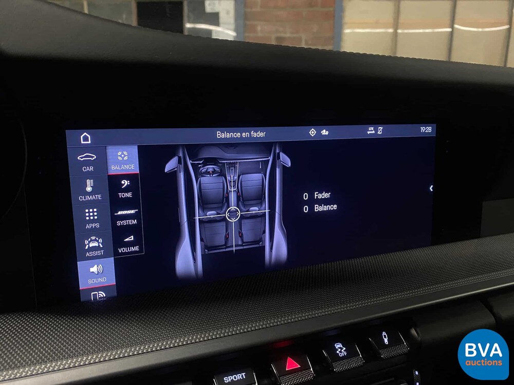 Porsche 911 992 Carrera 4S 3.0 450PS 2021 NW-Modell -GARANTIE-.