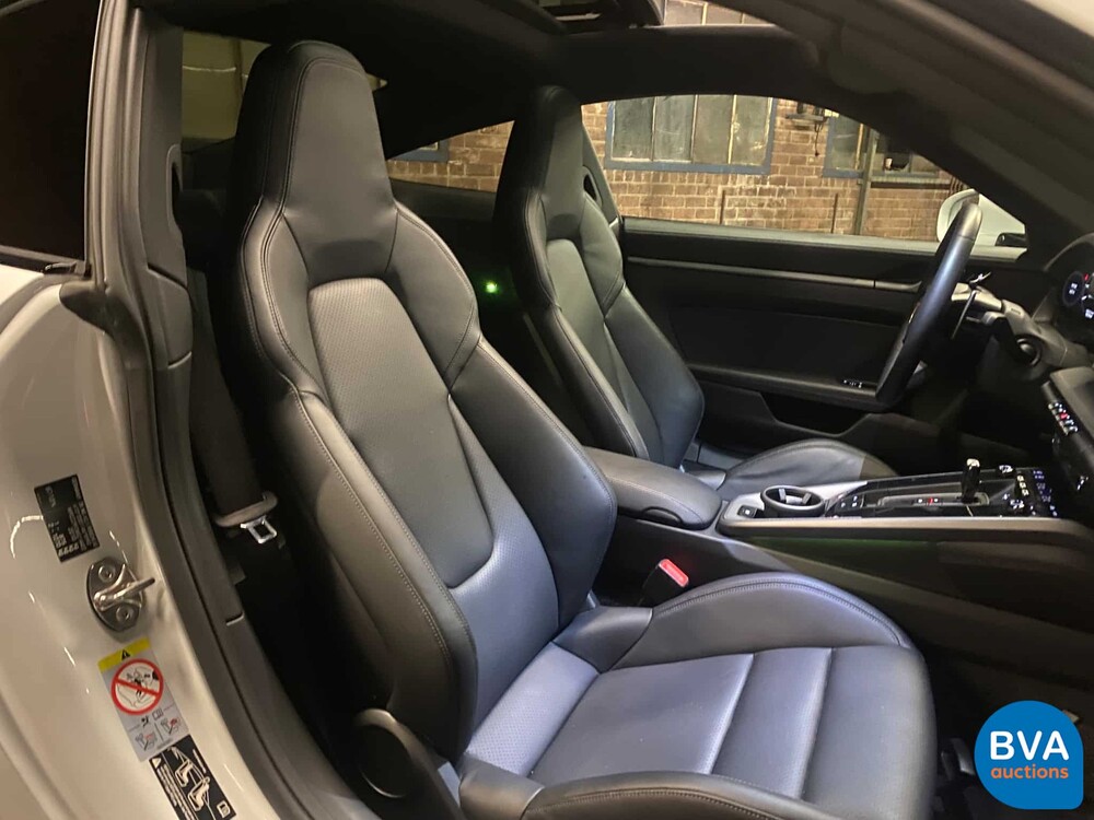 Porsche 911 992 Carrera 4S 3.0 450PS 2021 NW-Modell -GARANTIE-.