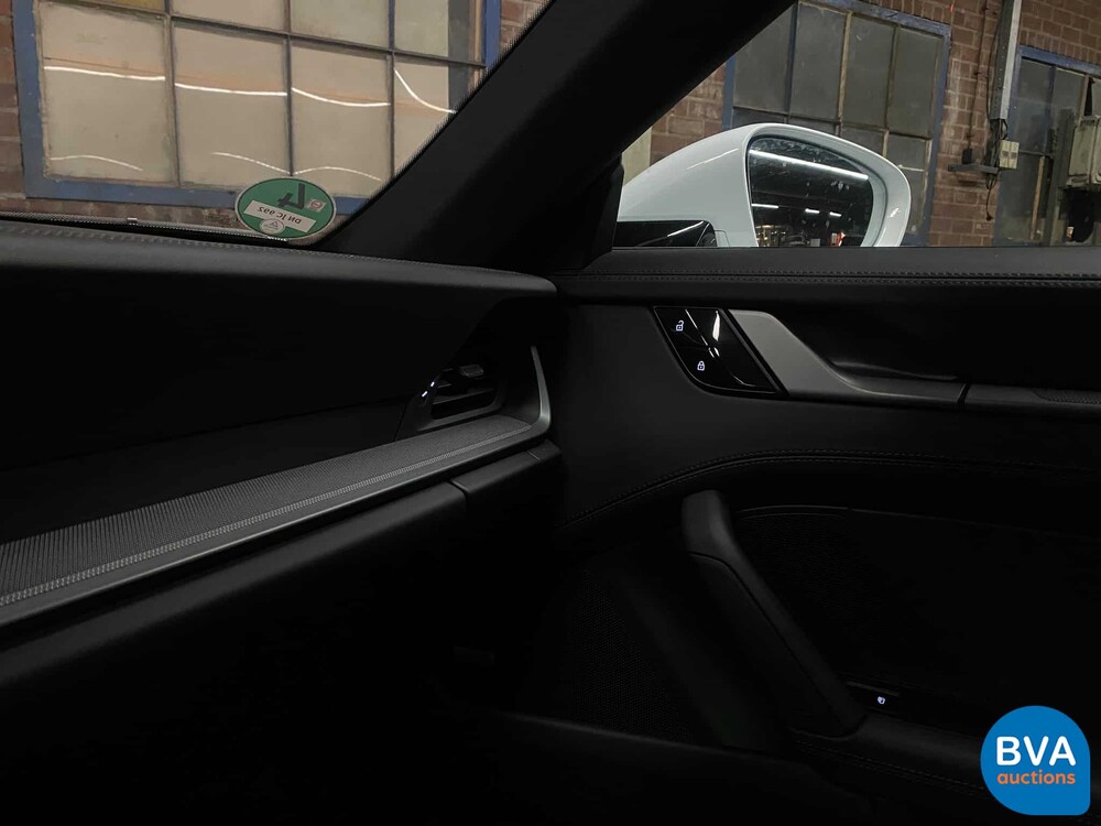 Porsche 911 992 Carrera 4S 3.0 450PS 2021 NW-Modell -GARANTIE-.