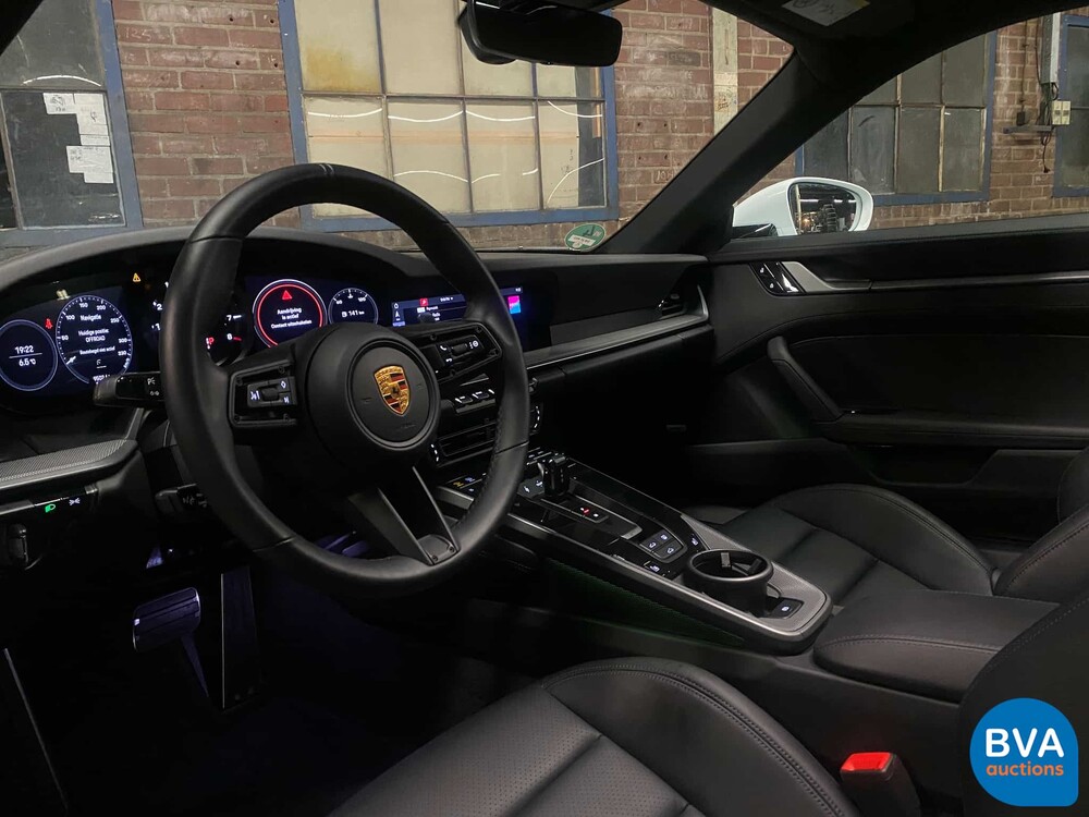 Porsche 911 992 Carrera 4S 3.0 450PS 2021 NW-Modell -GARANTIE-.