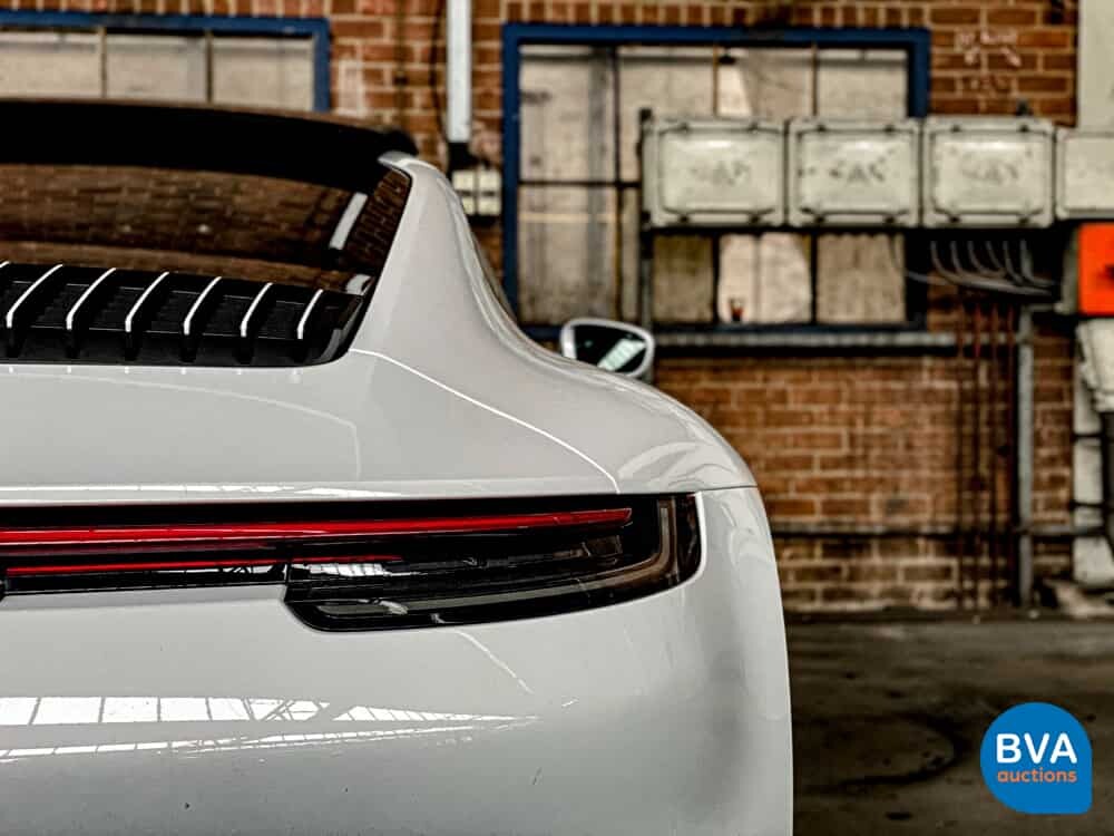 Porsche 911 992 Carrera 4S 3.0 450PS 2021 NW-Modell -GARANTIE-.