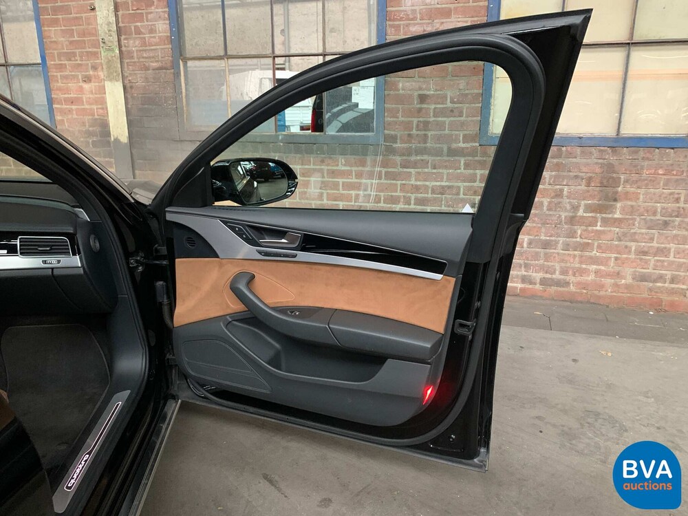 Audi A8 3.0 TDI Quattro 262PS 2017 -Org. NL-FACELIFT, NV-472-X.