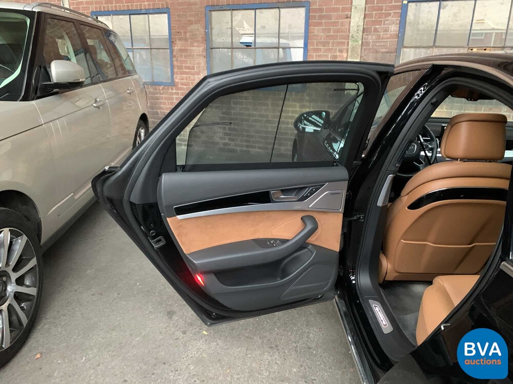 Audi A8 3.0 TDI Quattro 262PS 2017 -Org. NL-FACELIFT, NV-472-X.