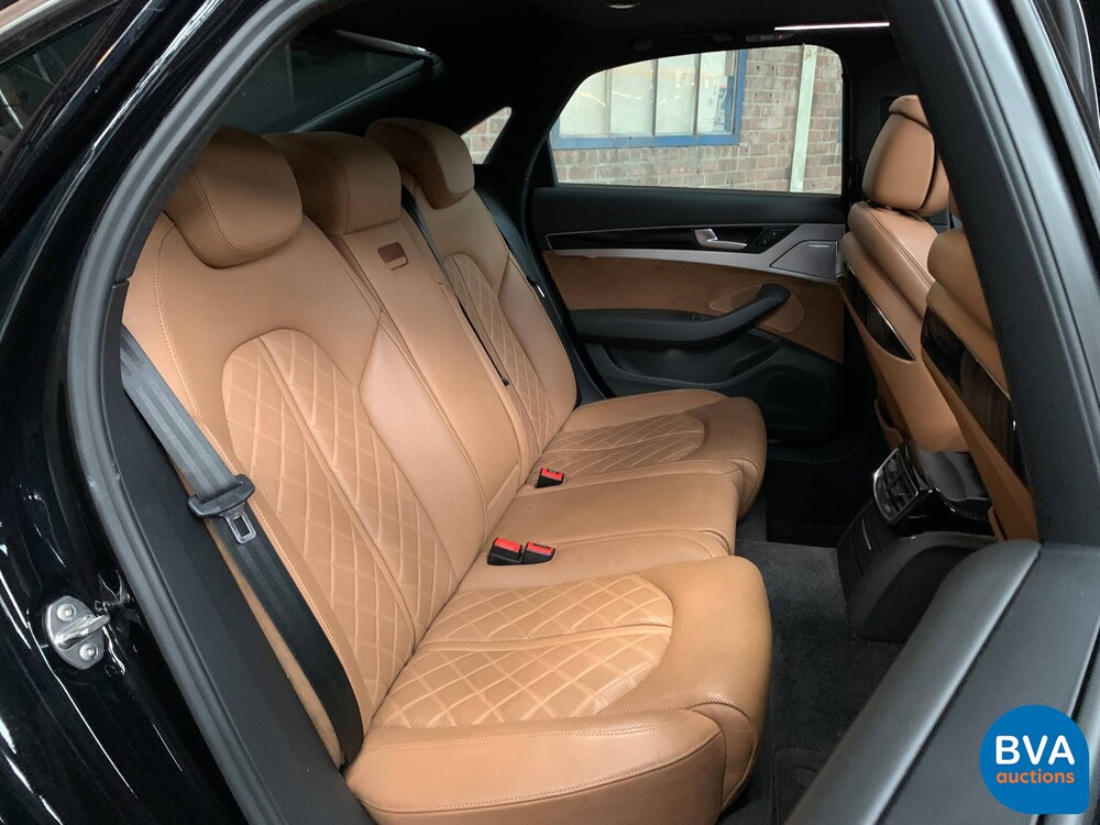 Audi A8 3.0 TDI Quattro 262PS 2017 -Org. NL-FACELIFT, NV-472-X.