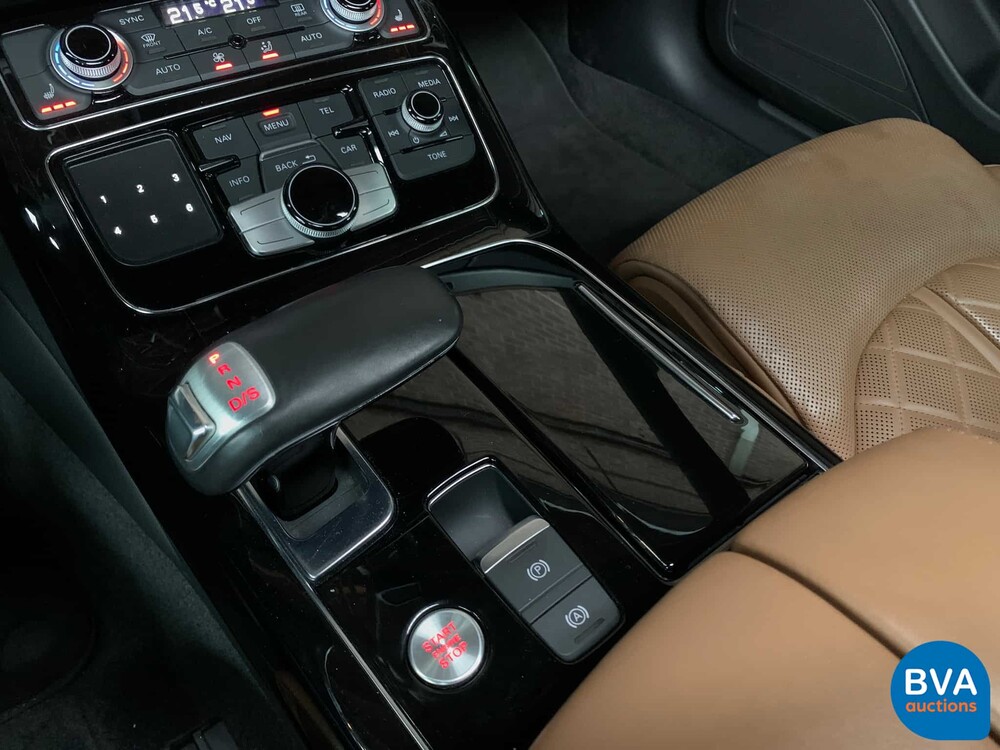 Audi A8 3.0 TDI Quattro 262PS 2017 -Org. NL-FACELIFT, NV-472-X.