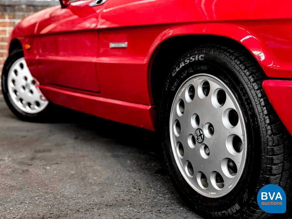 Alfa Romeo Spider 2.0 117 PS 1991 -Org. NL-, YZ-30-YF.