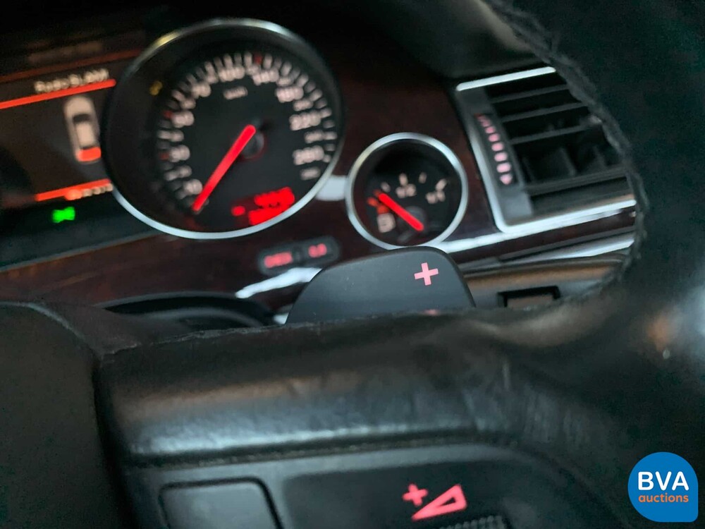 Audi A8 Lang 6.0 W12 Quattro Pro Linie 450 PS 2004, 69-RD-NX.