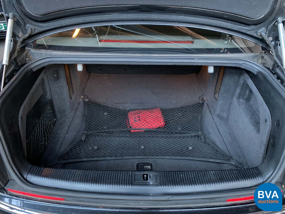 Audi A8 Lang 6.0 W12 Quattro Pro Linie 450 PS 2004, 69-RD-NX.