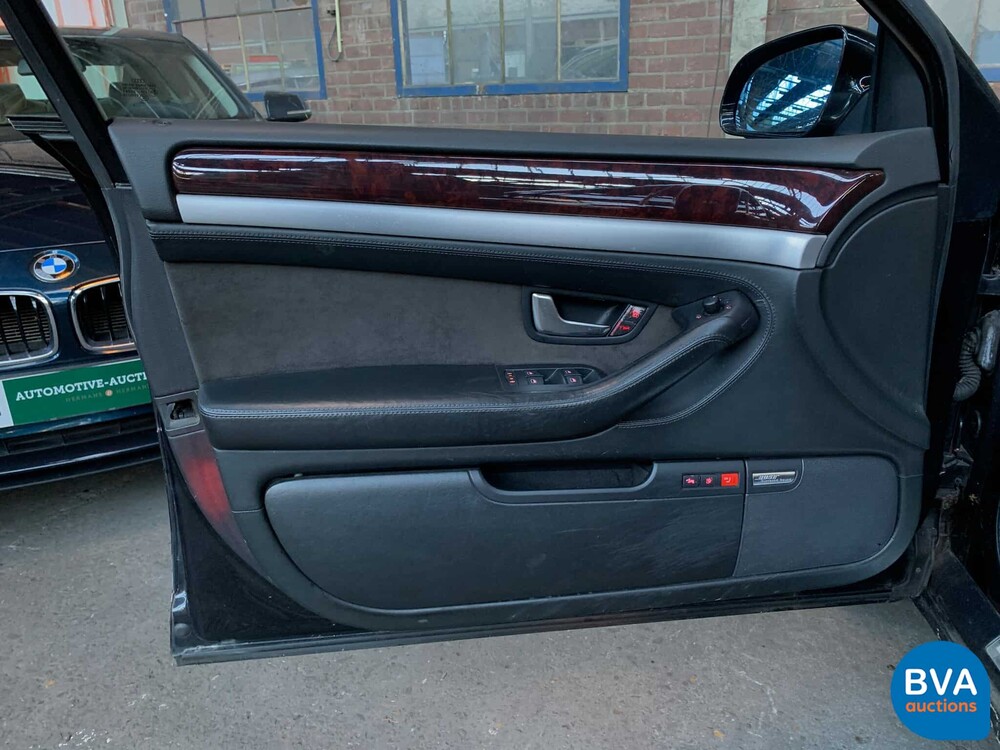 Audi A8 Lang 6.0 W12 Quattro Pro Linie 450 PS 2004, 69-RD-NX.