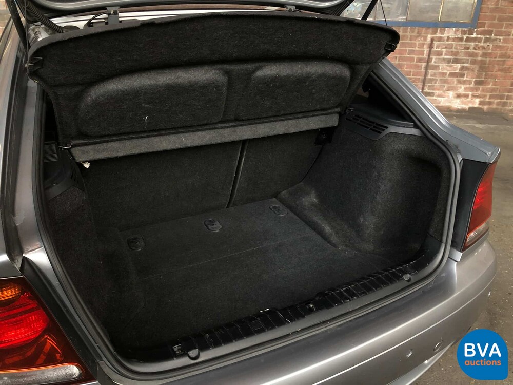 BMW 316ti Compact 3er 116pk 2004, JV-129-S.