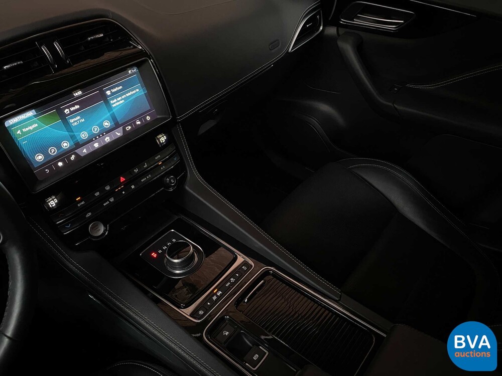 Jaguar F-Tempo 2.0 25t R-Sport AWD 250PS 2019, N-803-JS.