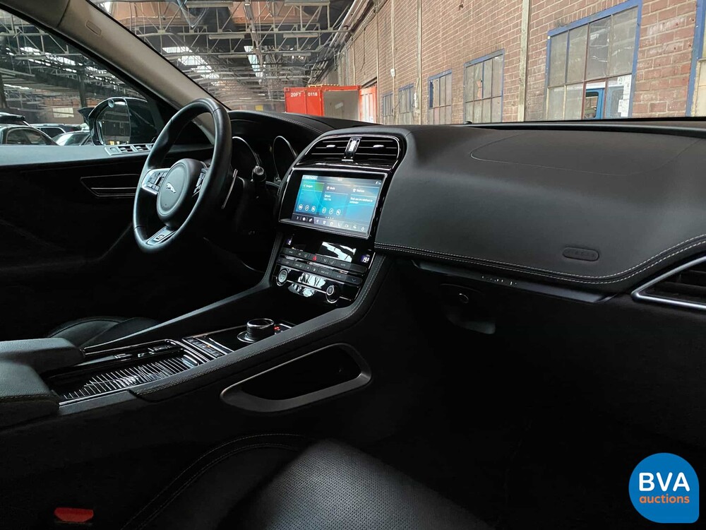 Jaguar F-Tempo 2.0 25t R-Sport AWD 250PS 2019, N-803-JS.