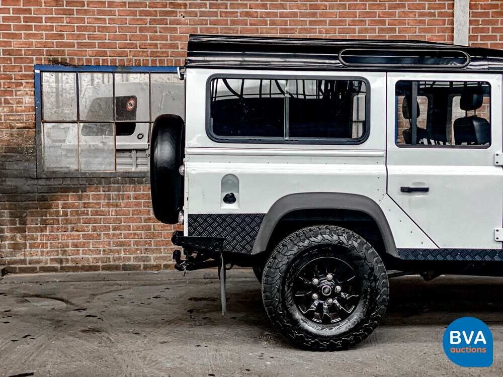Land Rover Defender TD4 122 PS 2011, VX-466-H.
