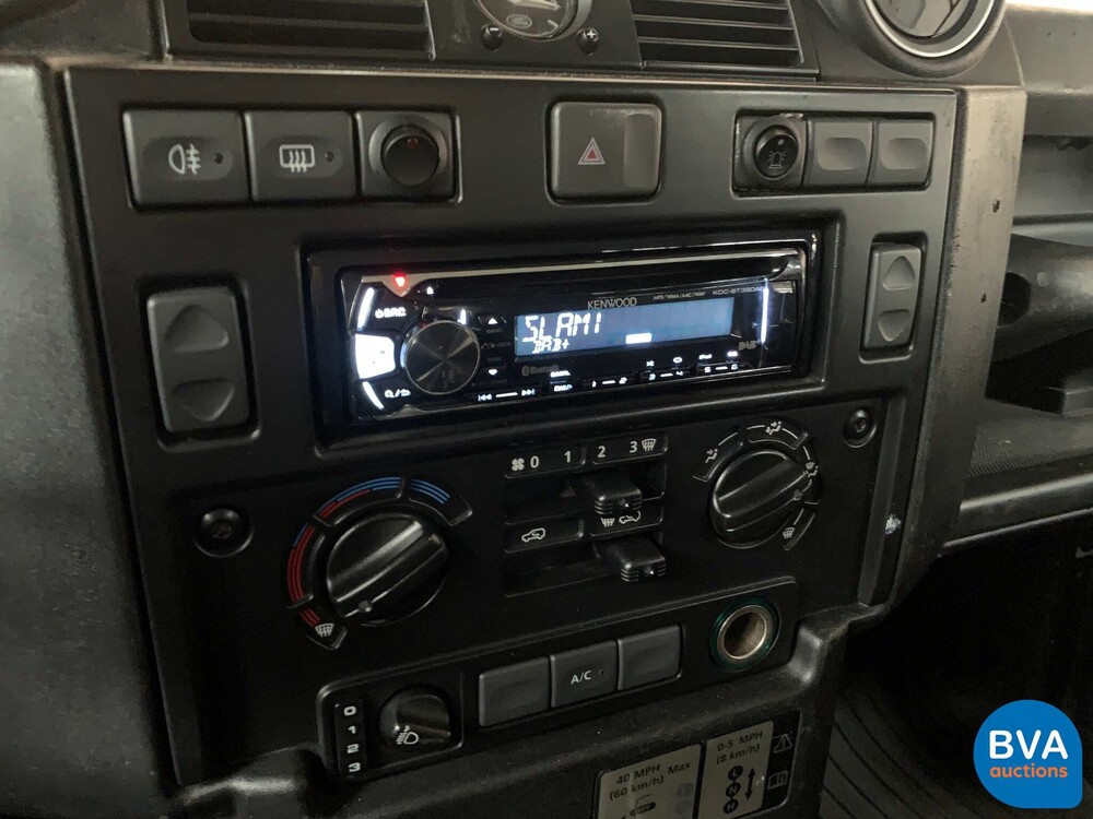 Land Rover Defender TD4 122 PS 2011, VX-466-H.