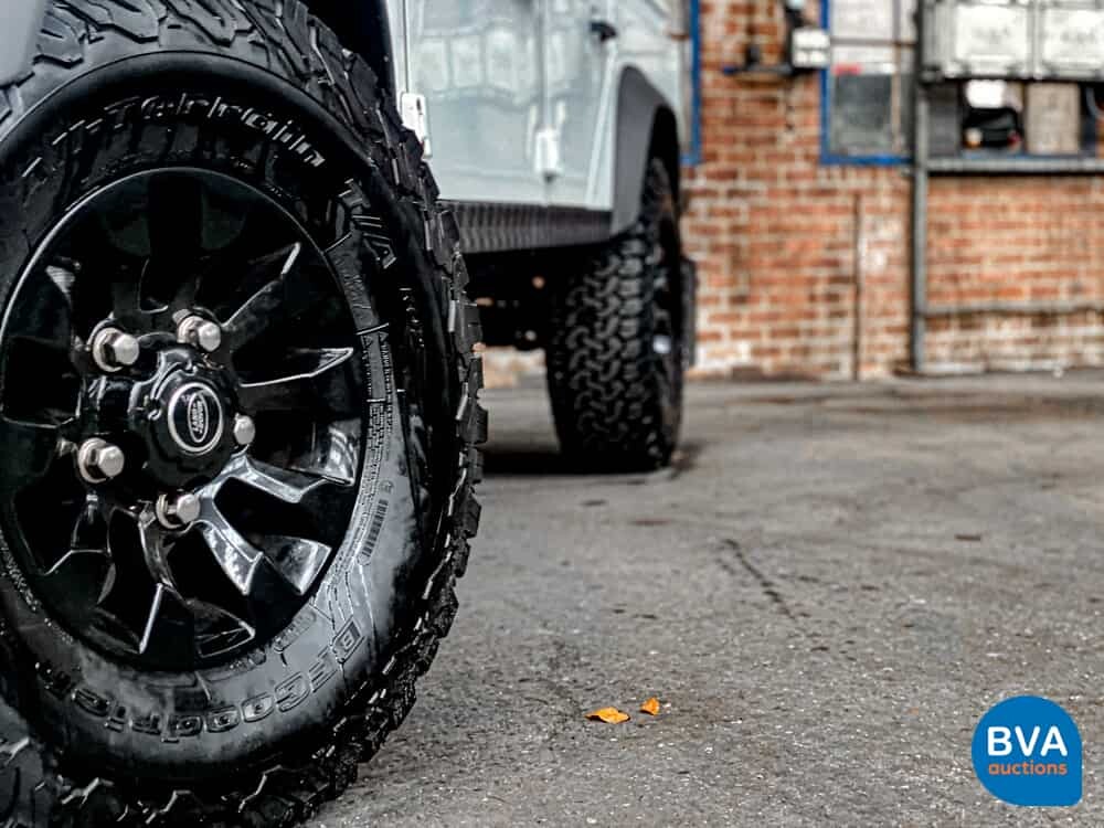 Land Rover Defender TD4 122 PS 2011, VX-466-H.