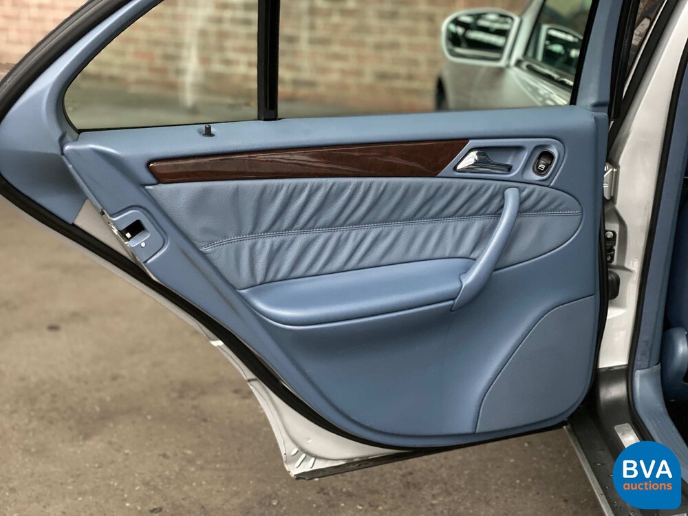 Mercedes-Benz C180 Elegance C-Klasse 129 PS 2001, L-274-JD.