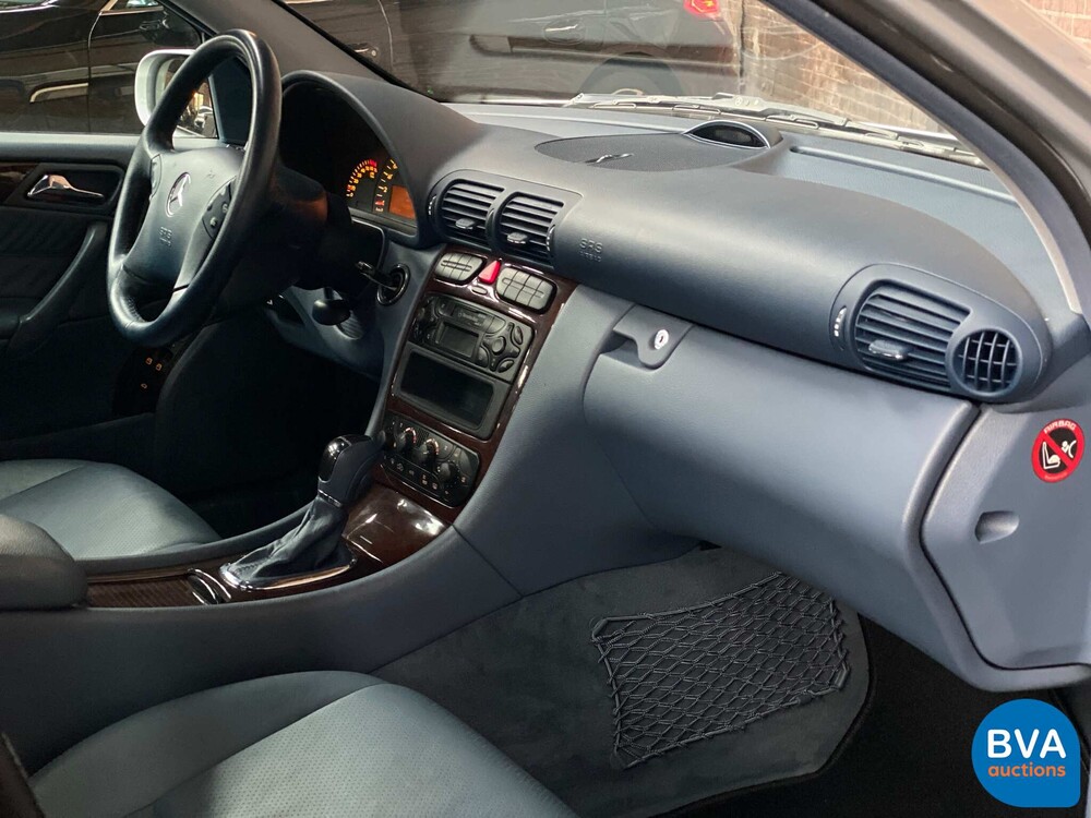 Mercedes-Benz C180 Elegance C-Klasse 129 PS 2001, L-274-JD.