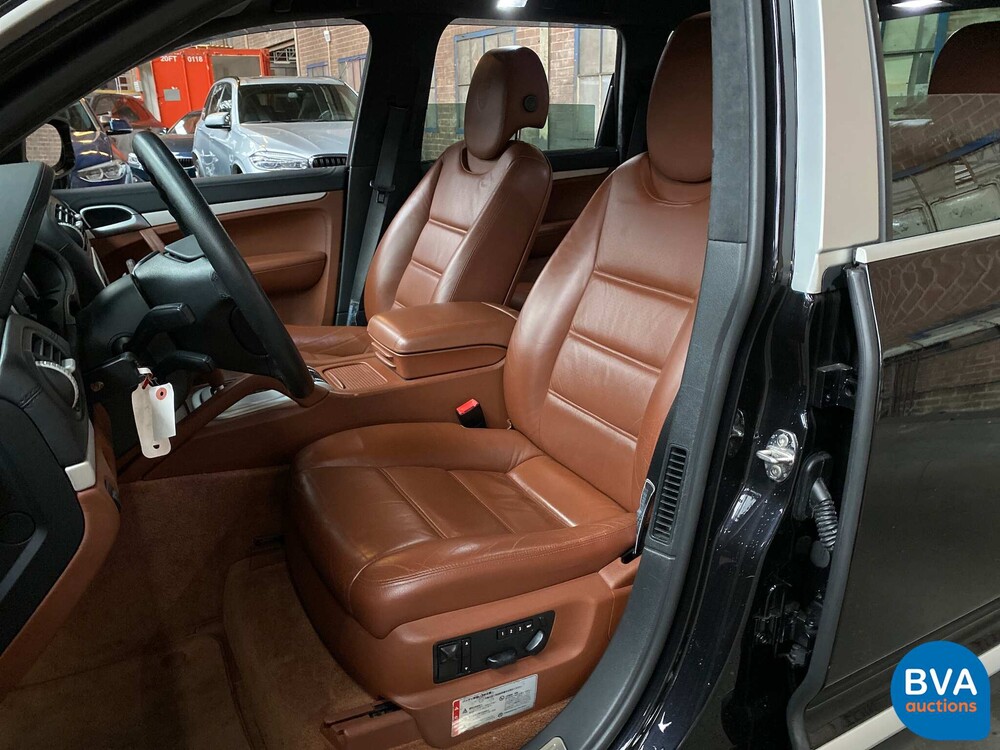 Porsche Cayenne Turbo 4.8 V8 500 PS 2008.
