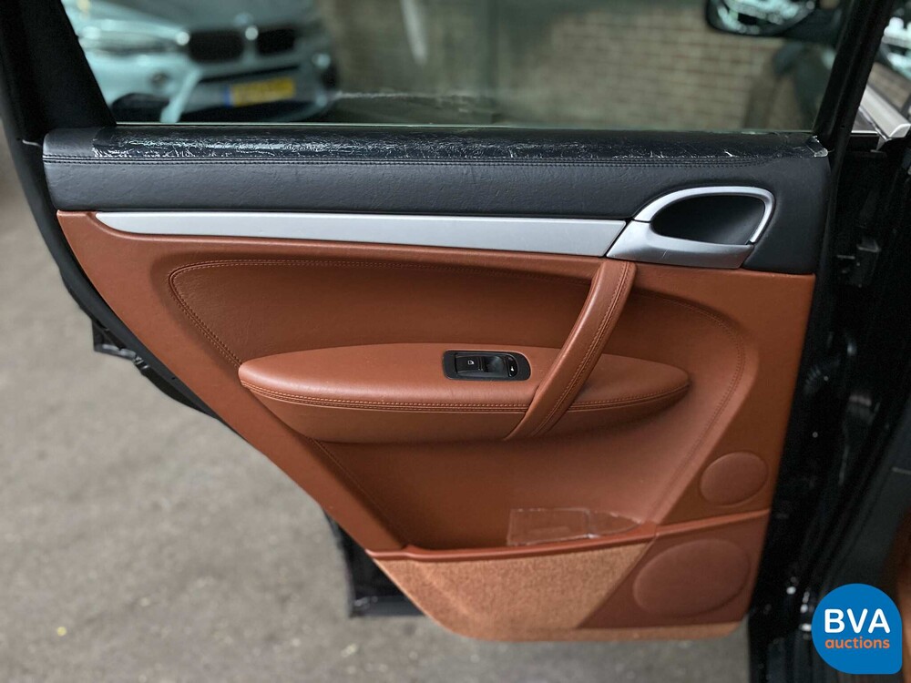 Porsche Cayenne Turbo 4.8 V8 500 PS 2008.