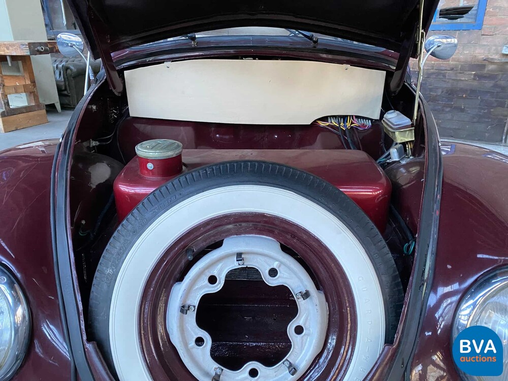 Volkswagen Käfer 1600 Rot 1953.