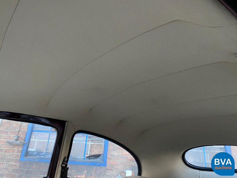 Volkswagen Käfer 1600 Rot 1953.