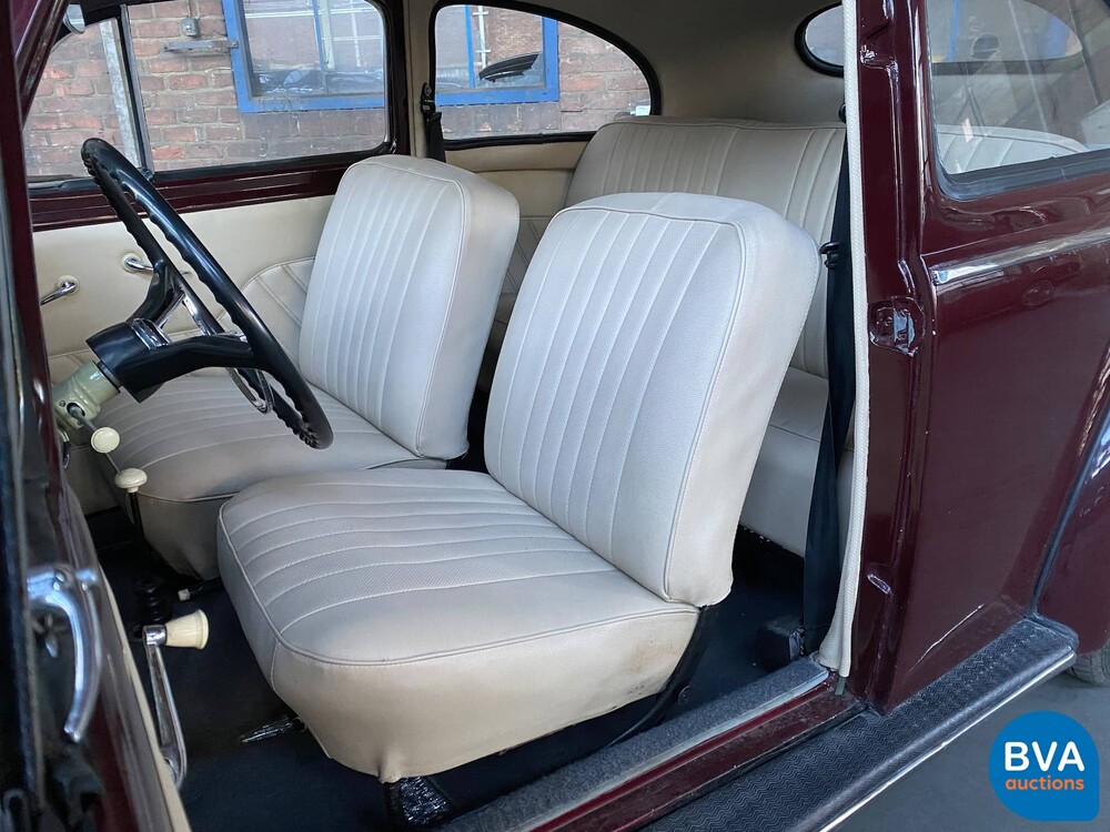 Volkswagen Käfer 1600 Rot 1953.