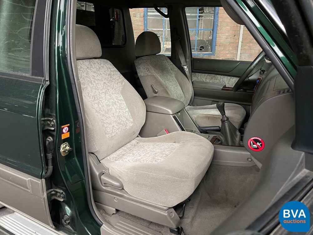 Nissan Patrol GR3.0 Comfort 158pk 2002 -Original NL-, 97-BB-JL.
