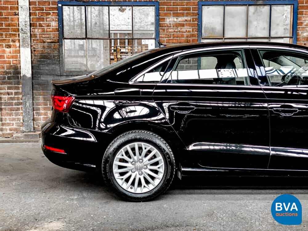 Audi A3 Limousine 1.6 TDI 110 PS 2016.