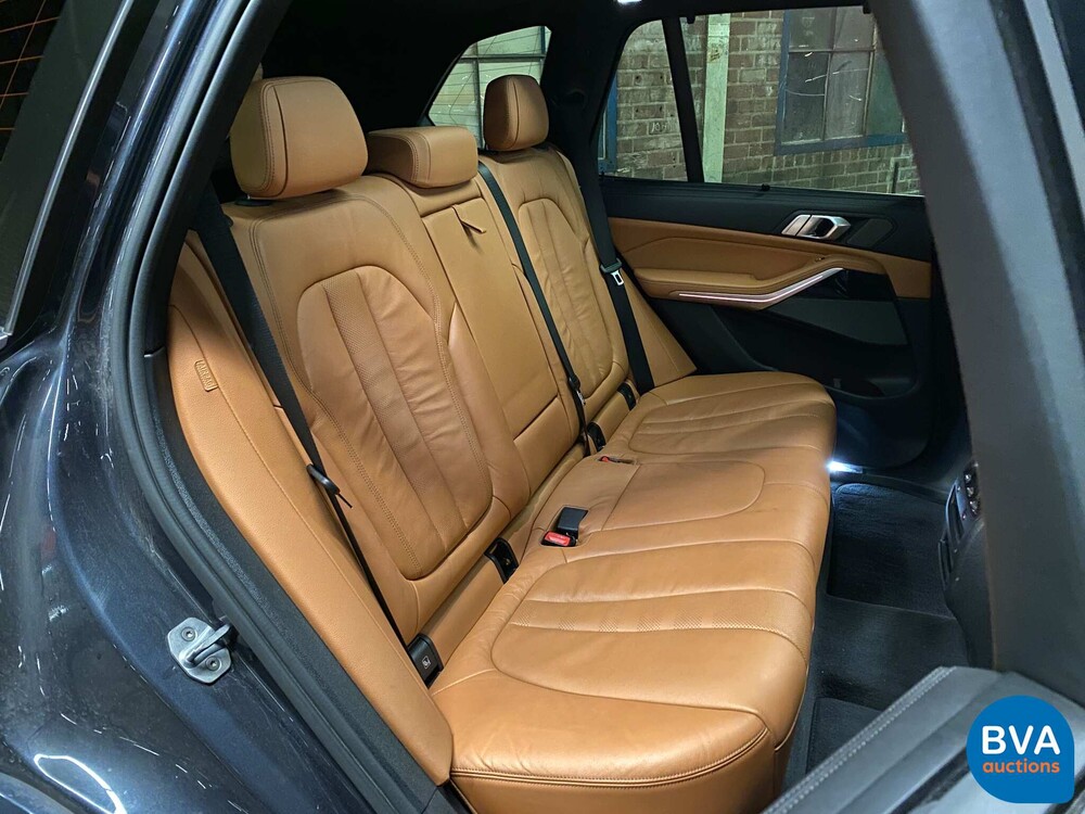 BMW X5 xDrive 40i High Executive M-Sport 340pk 2020 -Org NL- GARANTIE, H-671-BK.