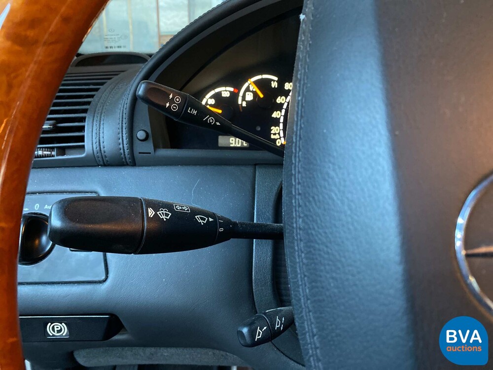 Mercedes-Benz CL55 AMG V8 360PS 2001 -YOUNGTIMER-.